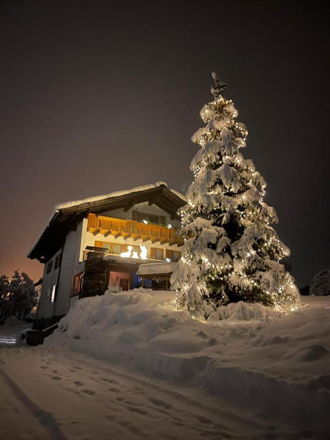 Haus Hubertus - Gaestehaus Sahler Partenen Ngoại thất bức ảnh