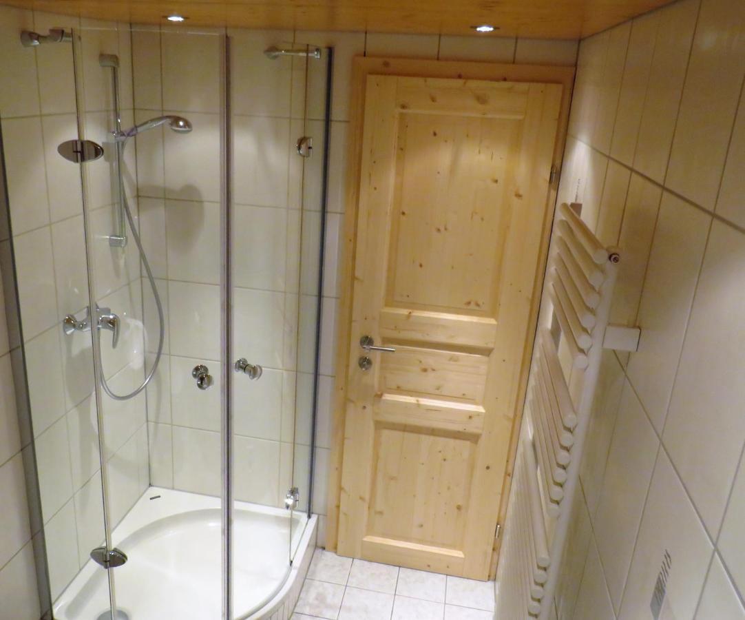 Haus Hubertus - Gaestehaus Sahler Partenen Ngoại thất bức ảnh