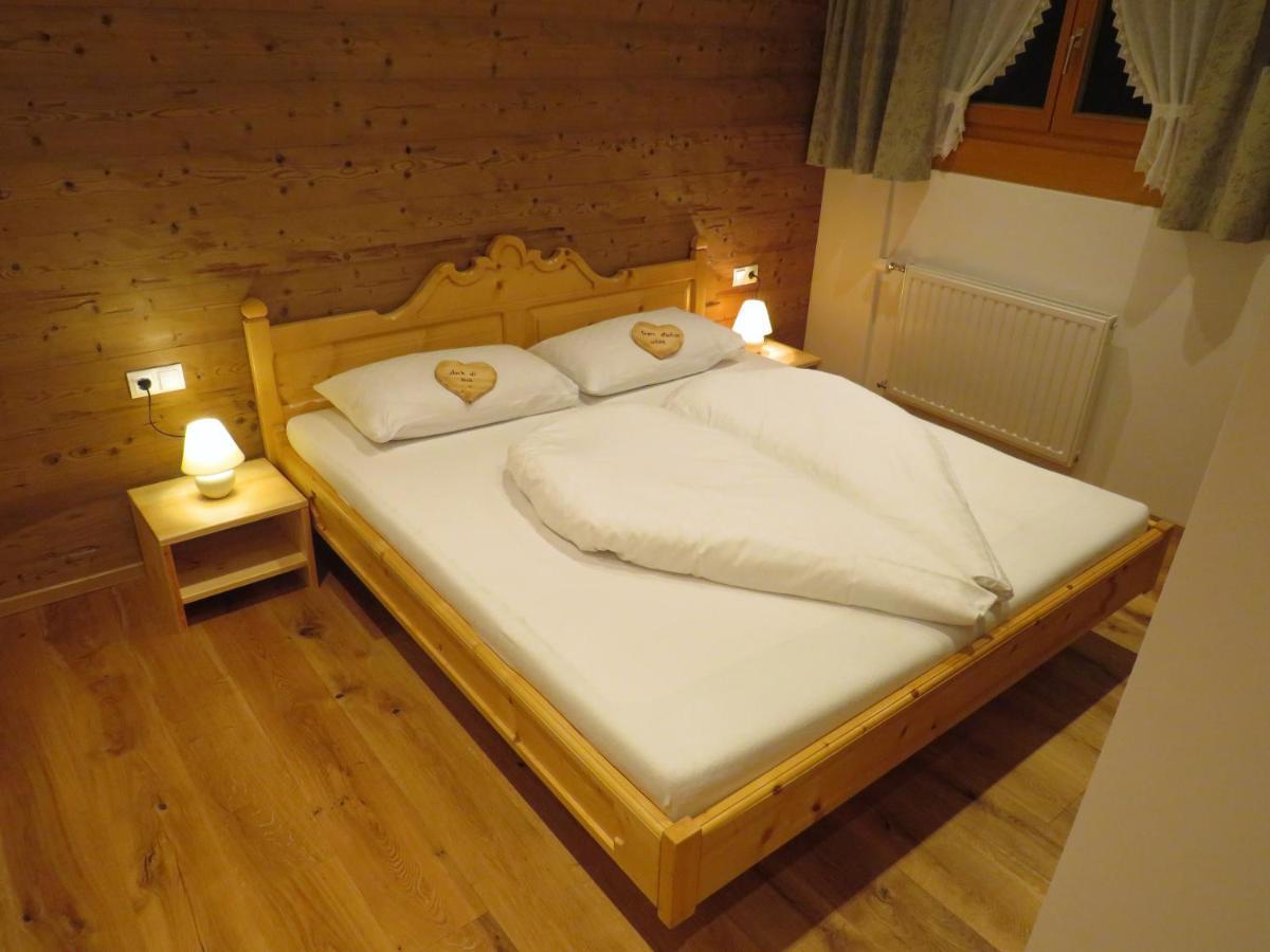 Haus Hubertus - Gaestehaus Sahler Partenen Ngoại thất bức ảnh