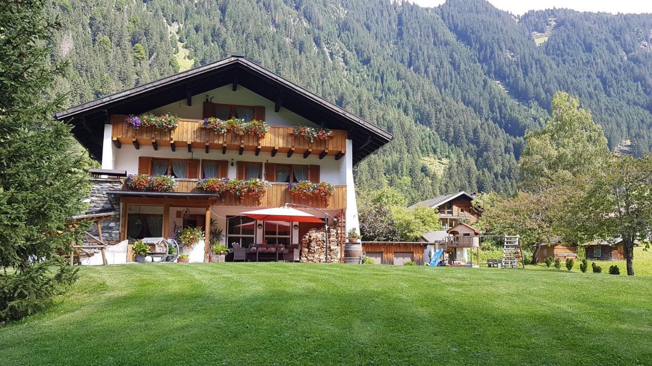 Haus Hubertus - Gaestehaus Sahler Partenen Ngoại thất bức ảnh